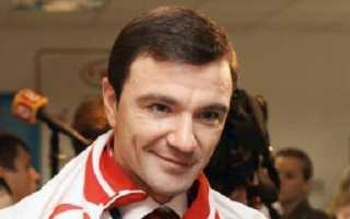 Антон Сихарулидзе. Роман с восточной красавицей, с молодой студенткой, развод с дочкой миллиардера, с кем живет сейчас и дети